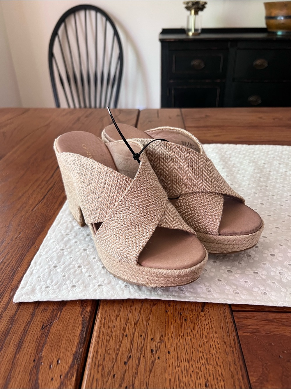 Chinese Laundry Quay Wedge Sandal Woven Cross Strap- Neutral Size 6.5